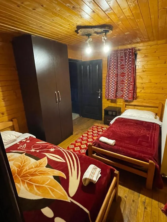 Thethi Paradise Hotel & Restaurant 0*, Theth Albania