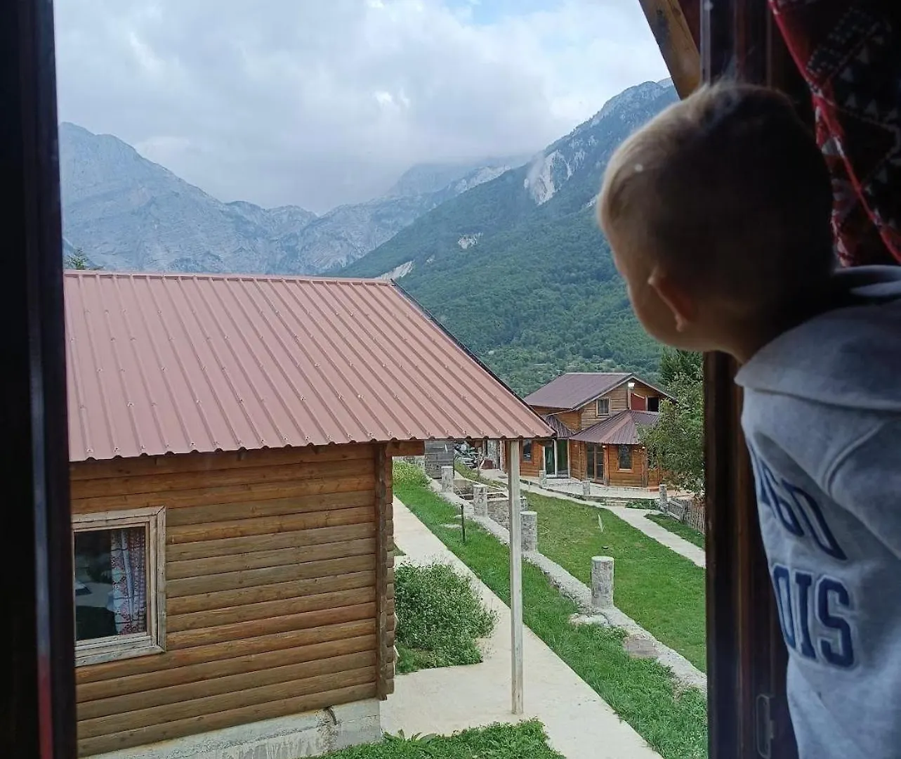Farm stay Thethi Paradise Hotel & Restaurant Albania